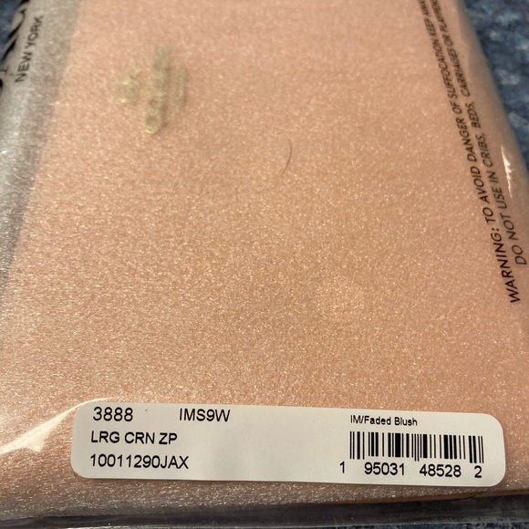 Coach Large corner zip blush wristlet in original wrapping.new - Picture 6 of 6